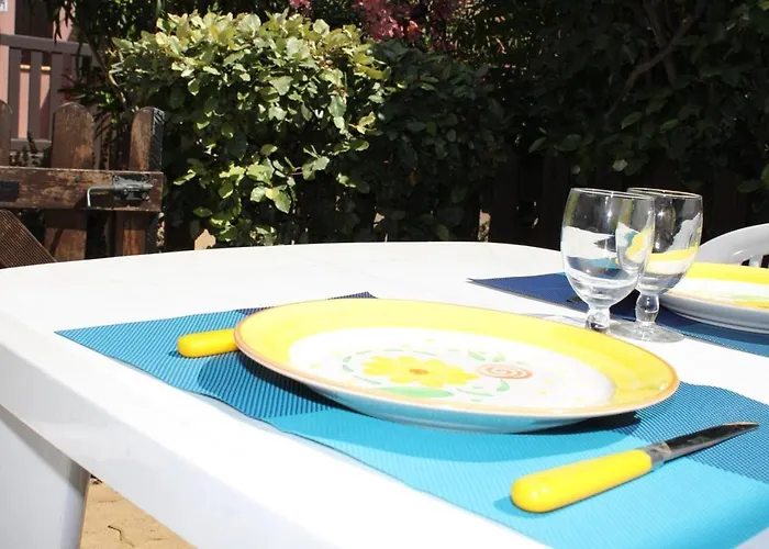 Maison Mezzanine Avec Parking Prive Gn020-095